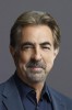 photo Joe Mantegna (voce)